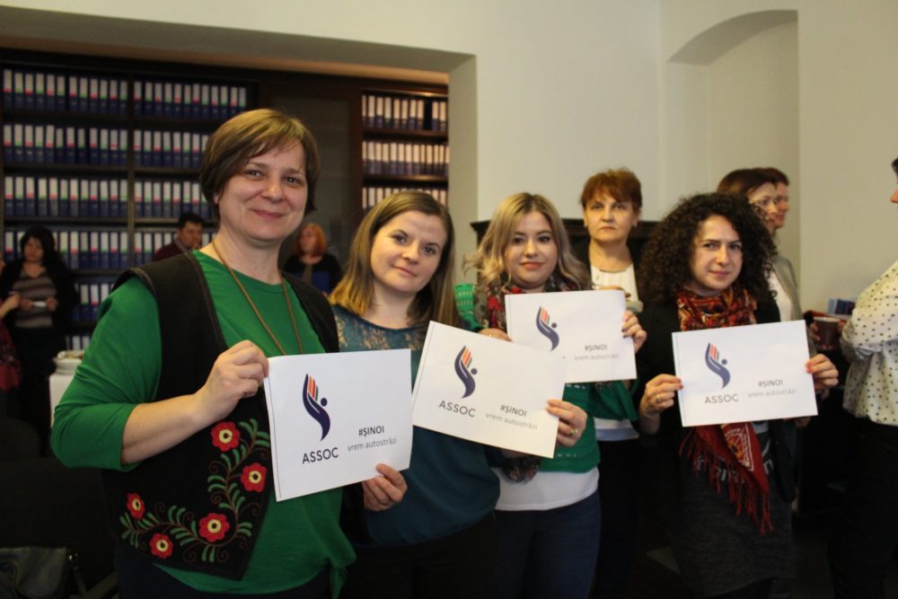 Membrii ASSOC, solidari cu românii care vor autostrăzi