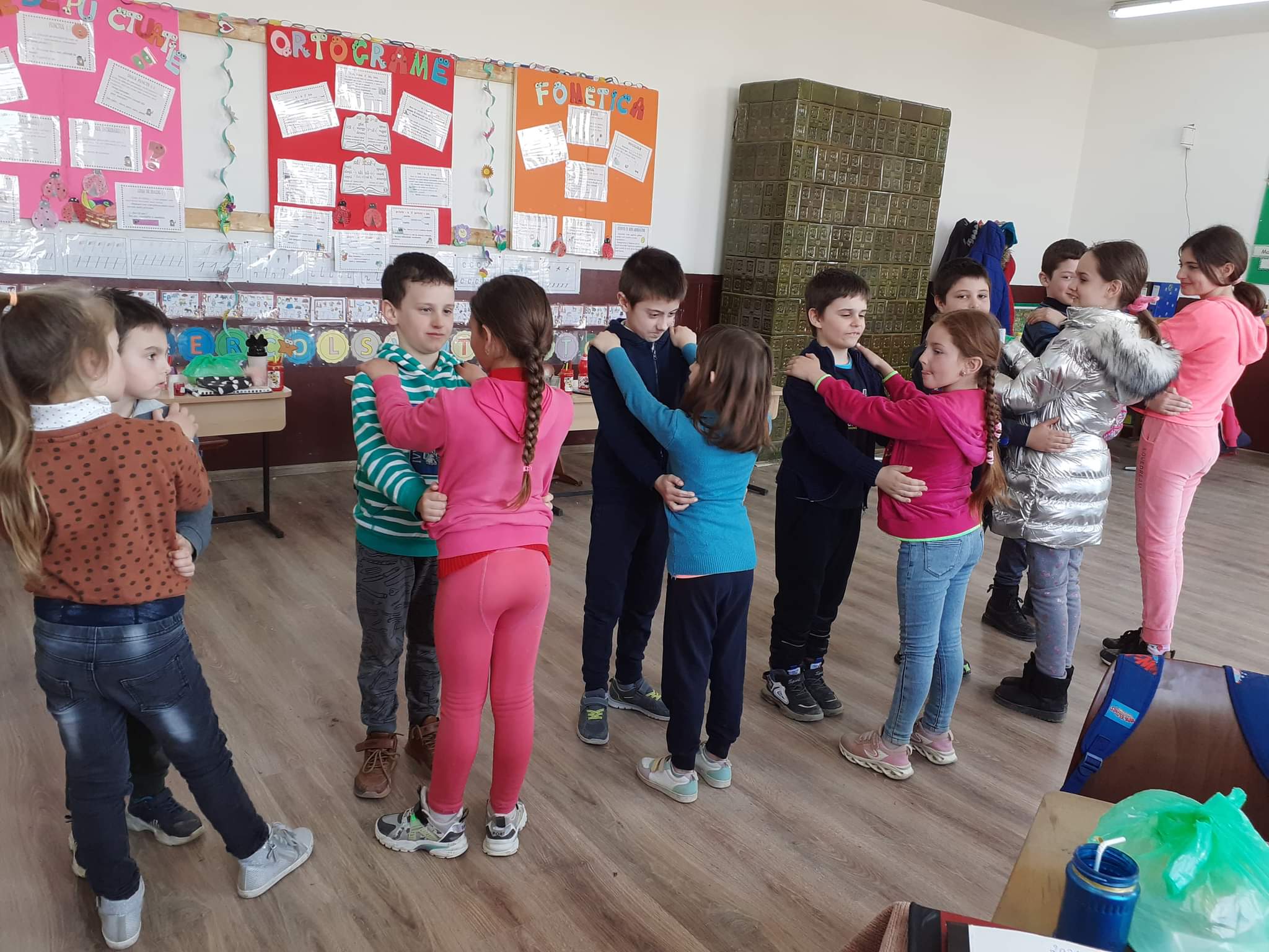 Școala Comunității Remetea Chioarului s-a redeschis pentru binele copiilor din zonă