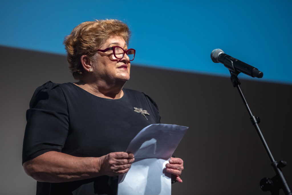 Kristina CUCU, președinte ASSOC / ASSOC, 30 de ani cu fapte bune - spectacol aniversar, 21 noiembrie 2025, Teatrul Municipal Baia Mare